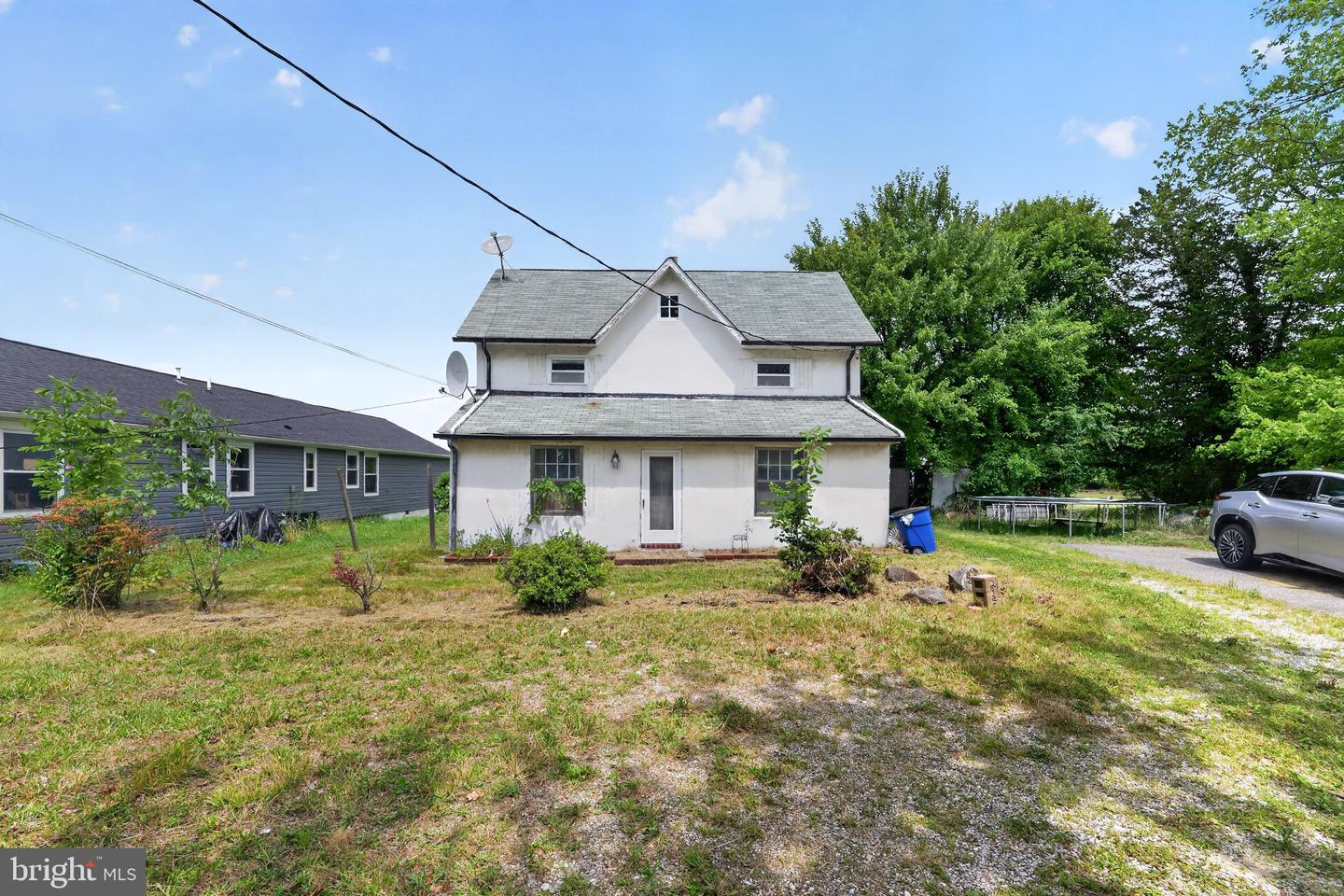 2923 & 2925 N Rolling Rd Property Photo 19