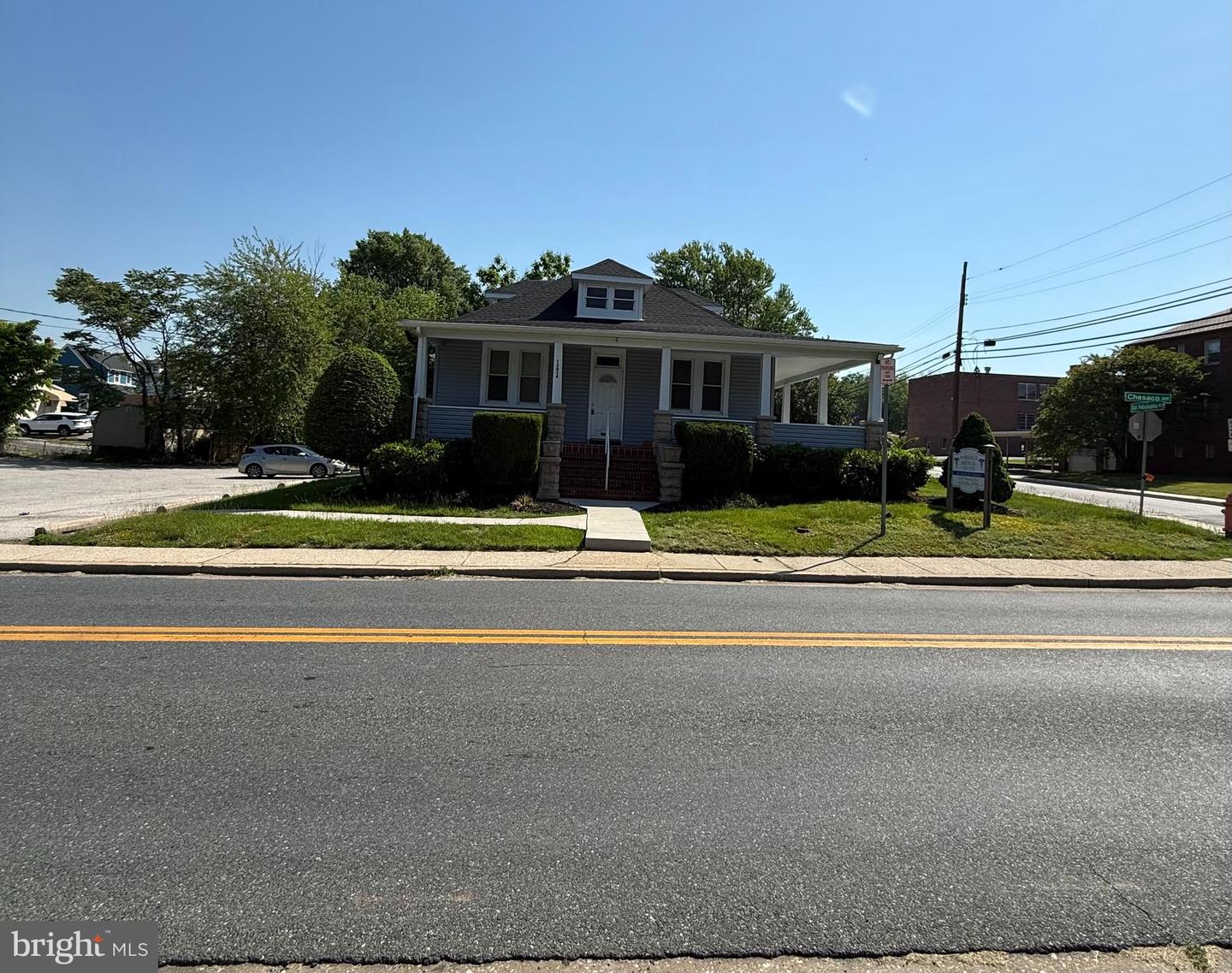 1224 Chesaco Ave Property Photo 2