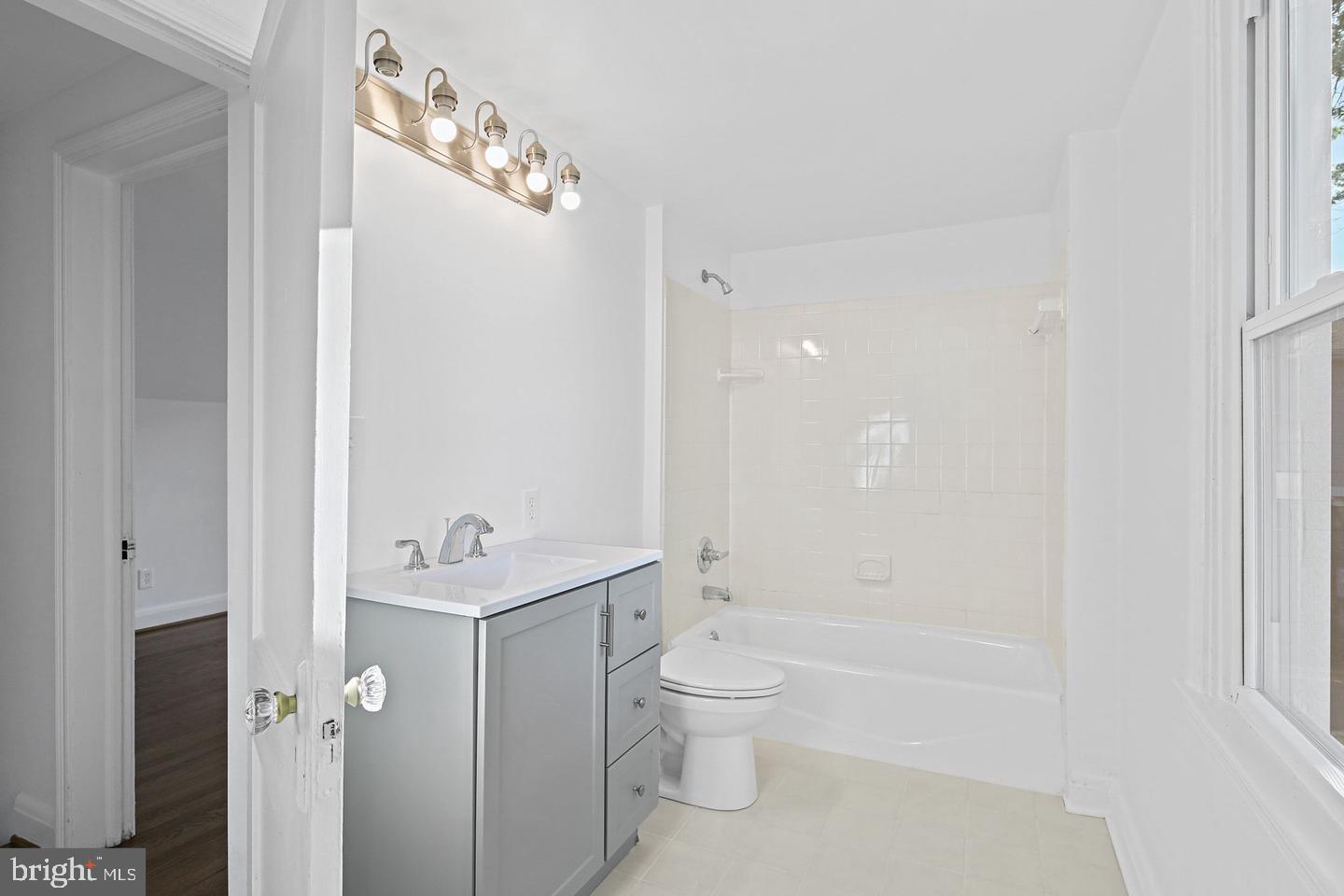 423 Ingleside Ave Property Photo 14
