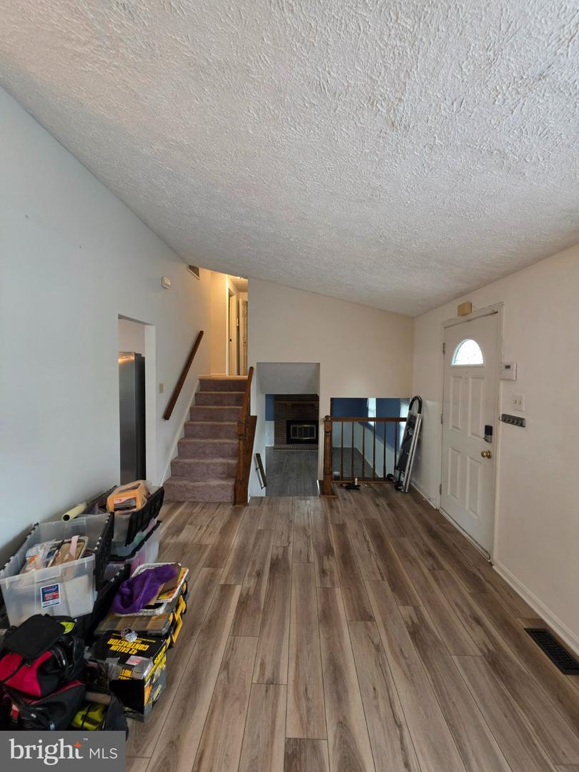 7109 Upper Mills Cir Property Photo 5