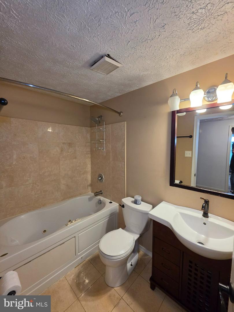 7109 Upper Mills Cir Property Photo 12