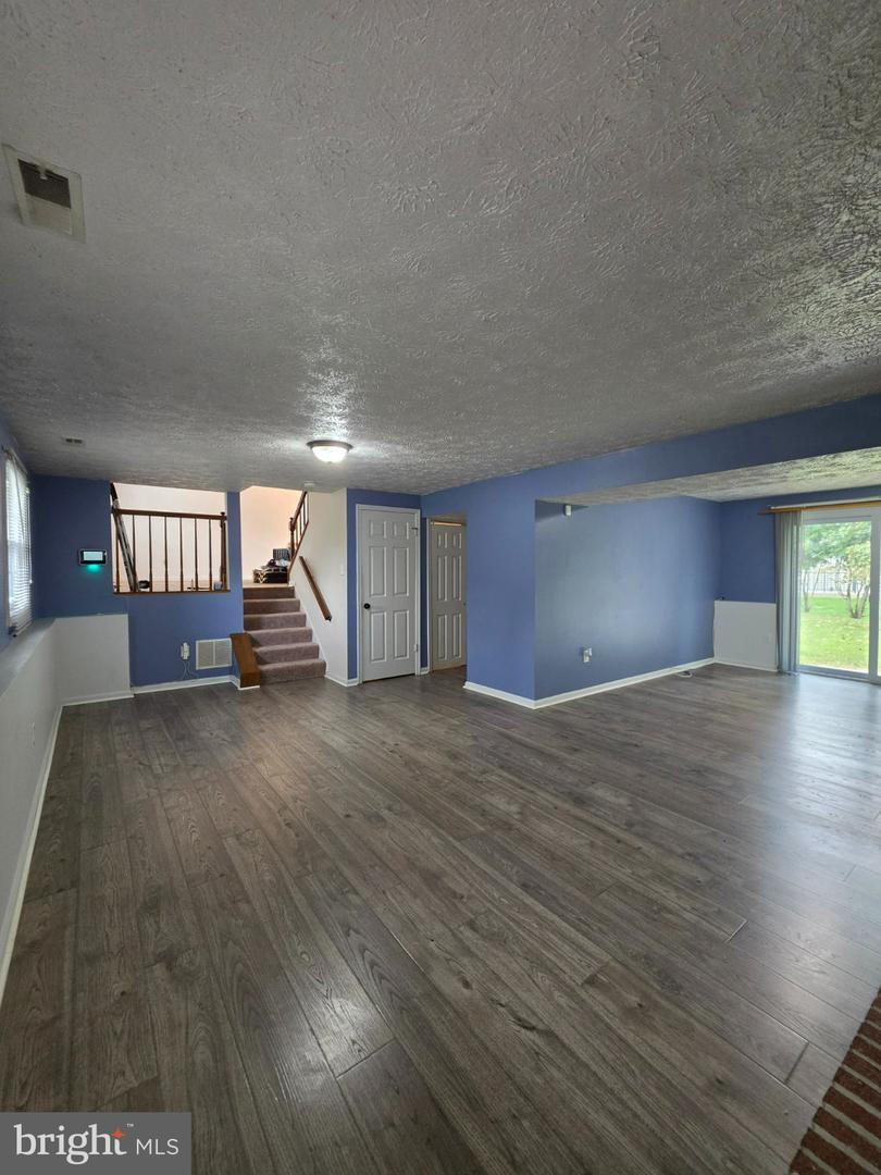 7109 Upper Mills Cir Property Photo 19