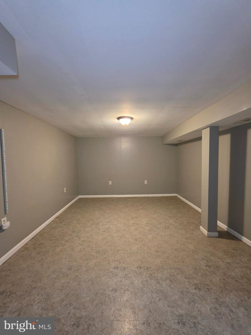 7109 Upper Mills Cir Property Photo 23