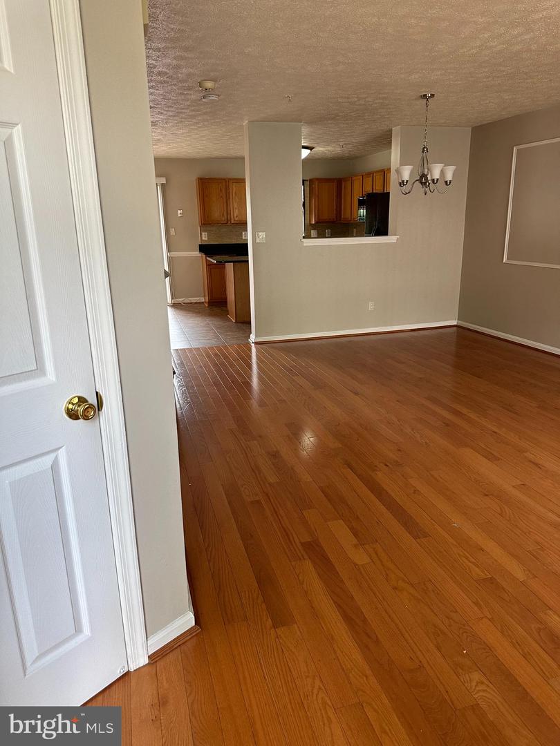 4825 Buxton Cir Property Photo 8
