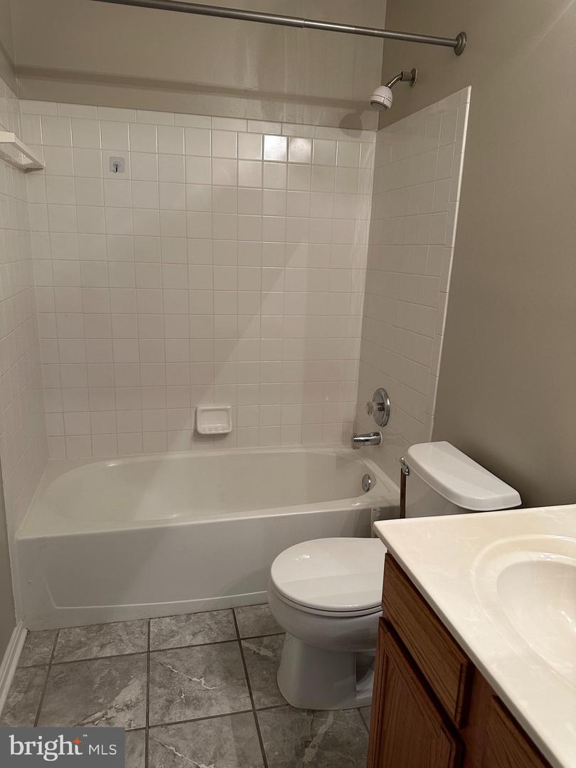 4825 Buxton Cir Property Photo 14