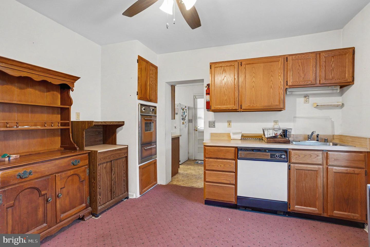 327 Nicholson Rd Property Photo 4