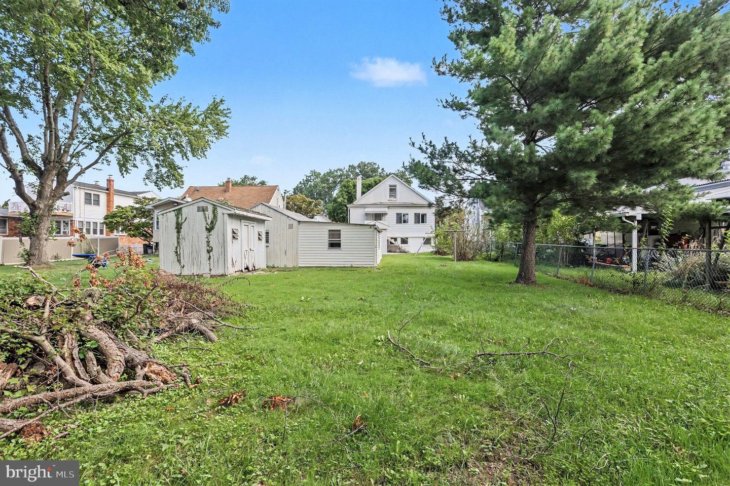327 Nicholson Rd Property Photo 16