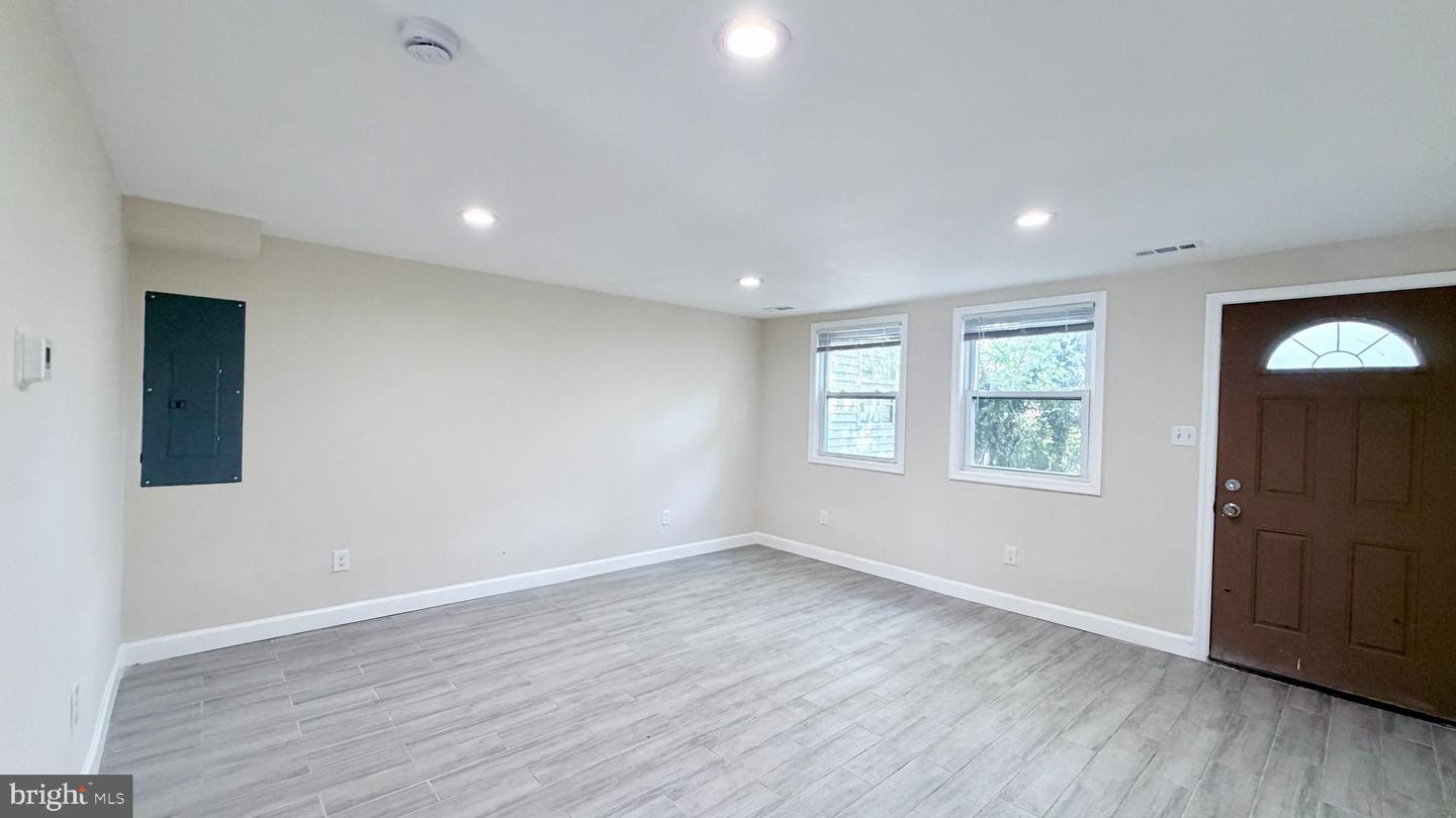 327 Bigley Ave Property Photo 15