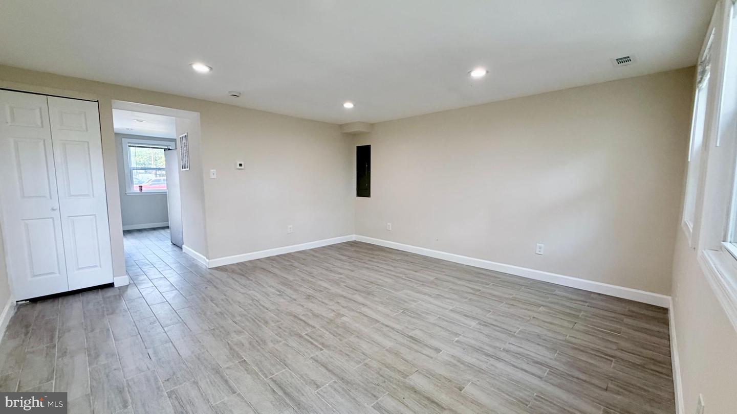 327 Bigley Ave Property Photo 18