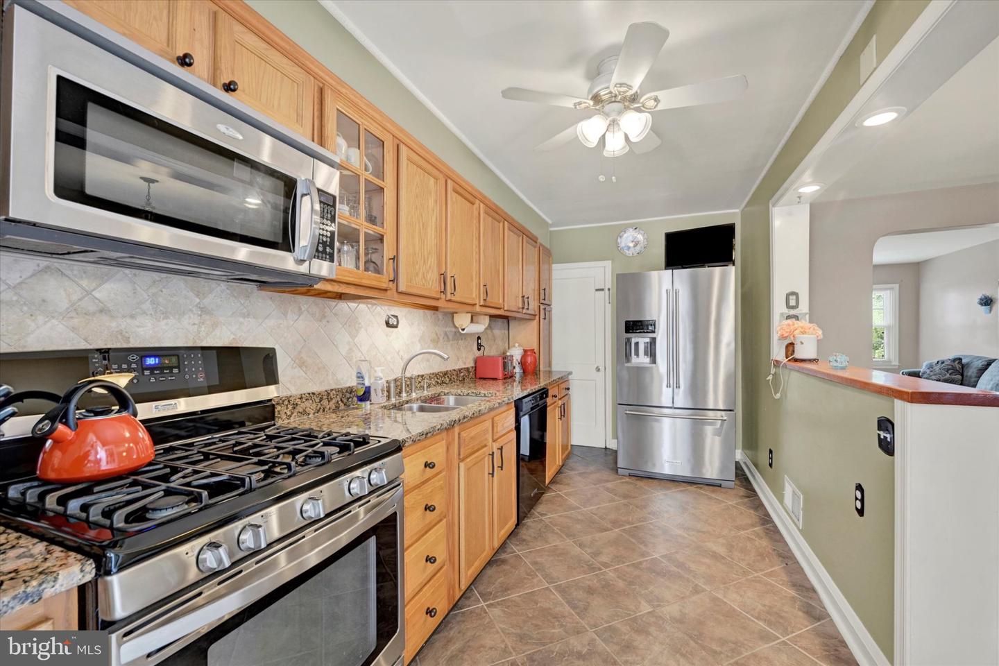 926 Fairmount Ave Property Photo 11