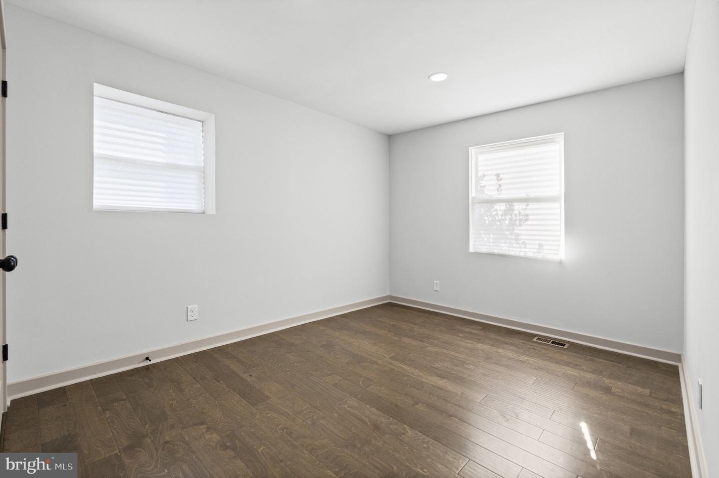 4005 Amy Ln Property Photo 18