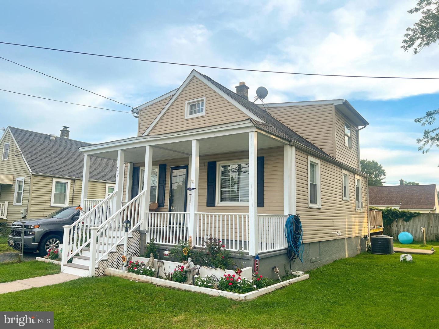 87 WISE Property Photo 1