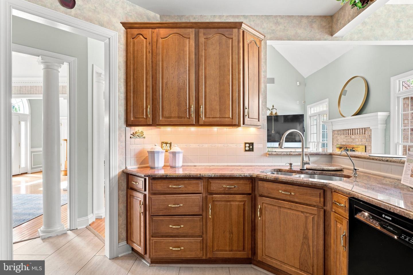 11911 Manor Road Property Photo 18