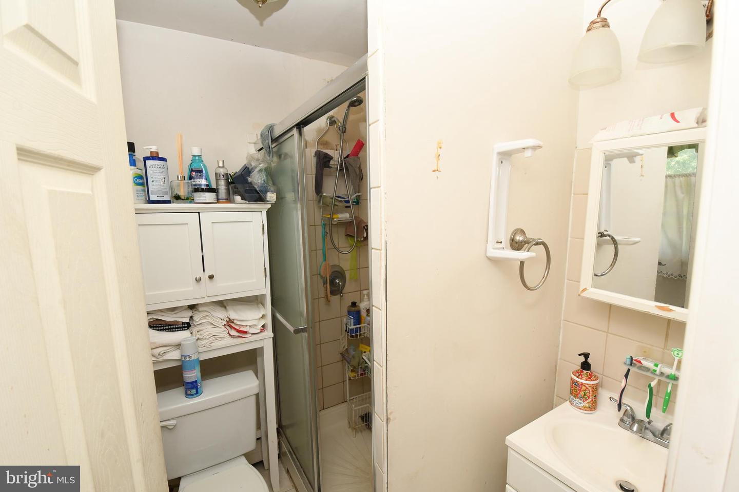 1407 Mount Airy Rd Property Photo 5