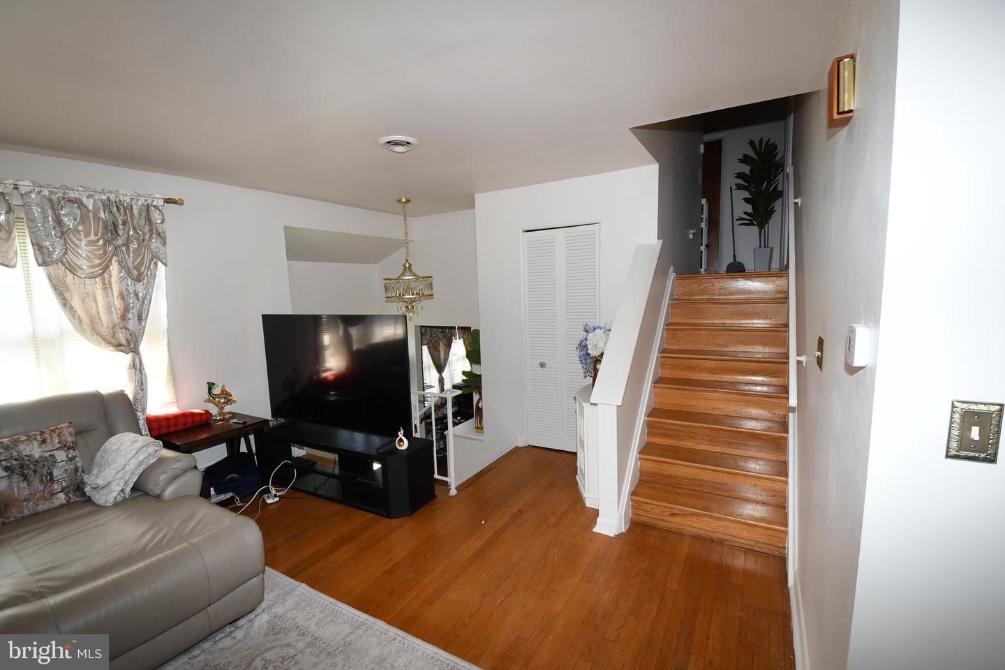 1407 Mount Airy Rd Property Photo 10