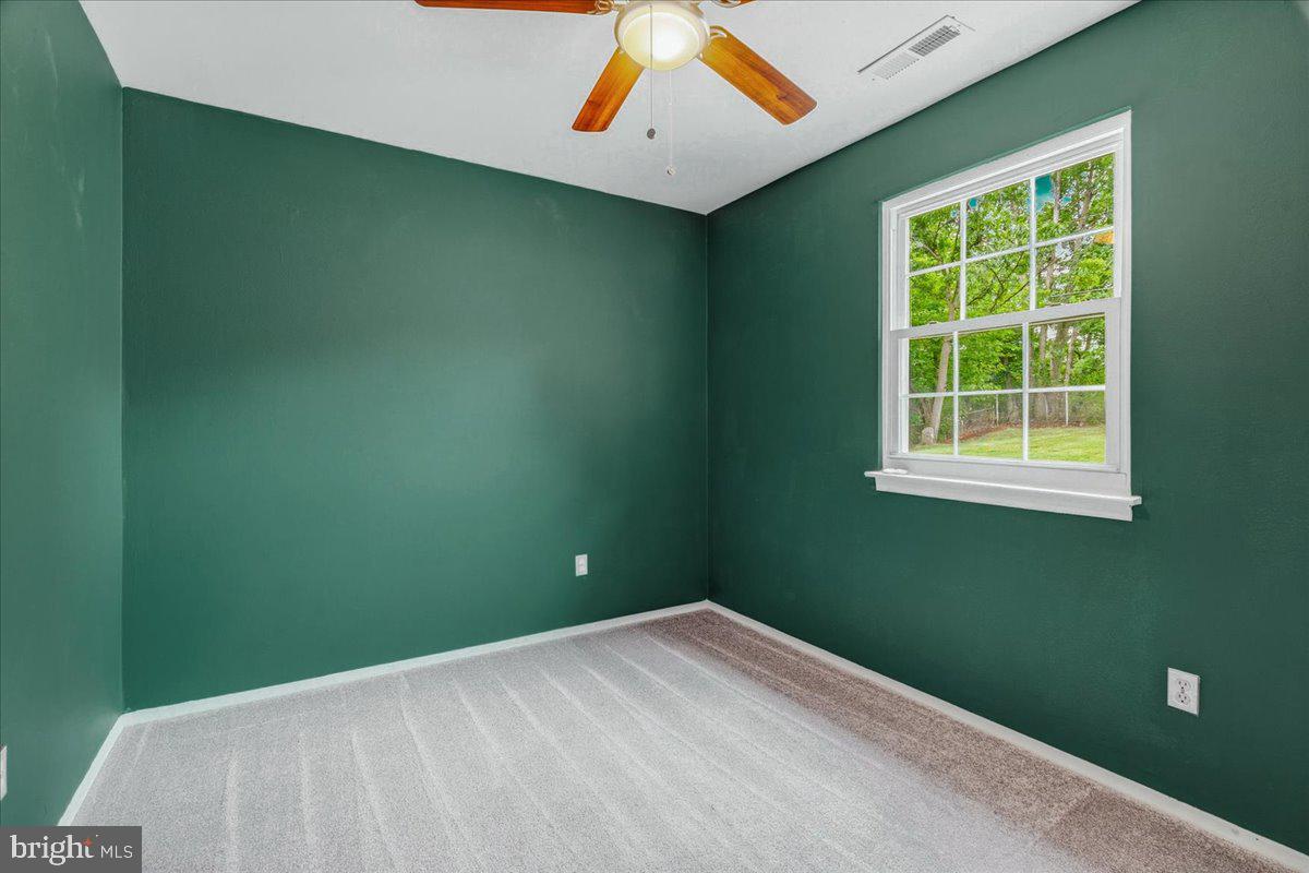 7165 Fairbrook Rd Property Photo 22