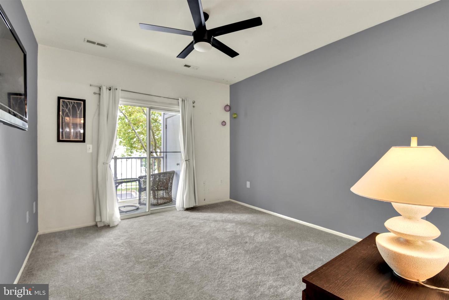 8807 Groffs Mill Dr #8807 Property Photo 11