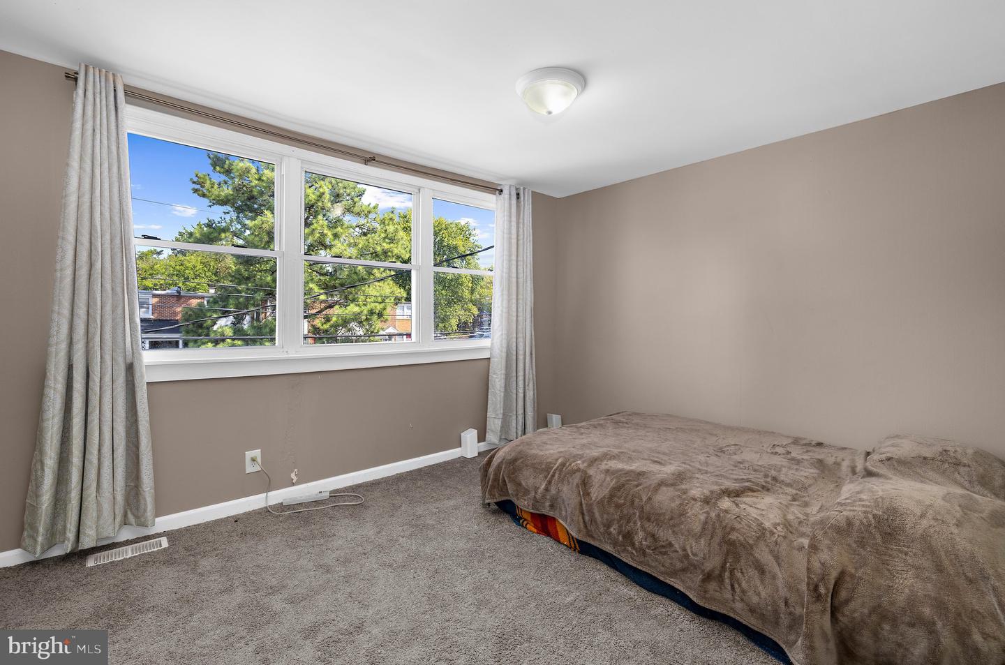 319 Bigley Ave Property Photo 11