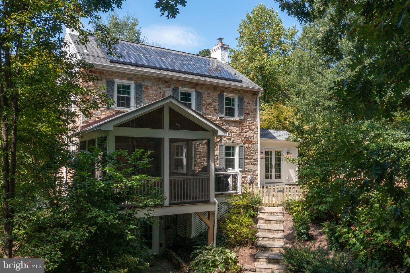 7117 Wardman Rd Property Photo 3