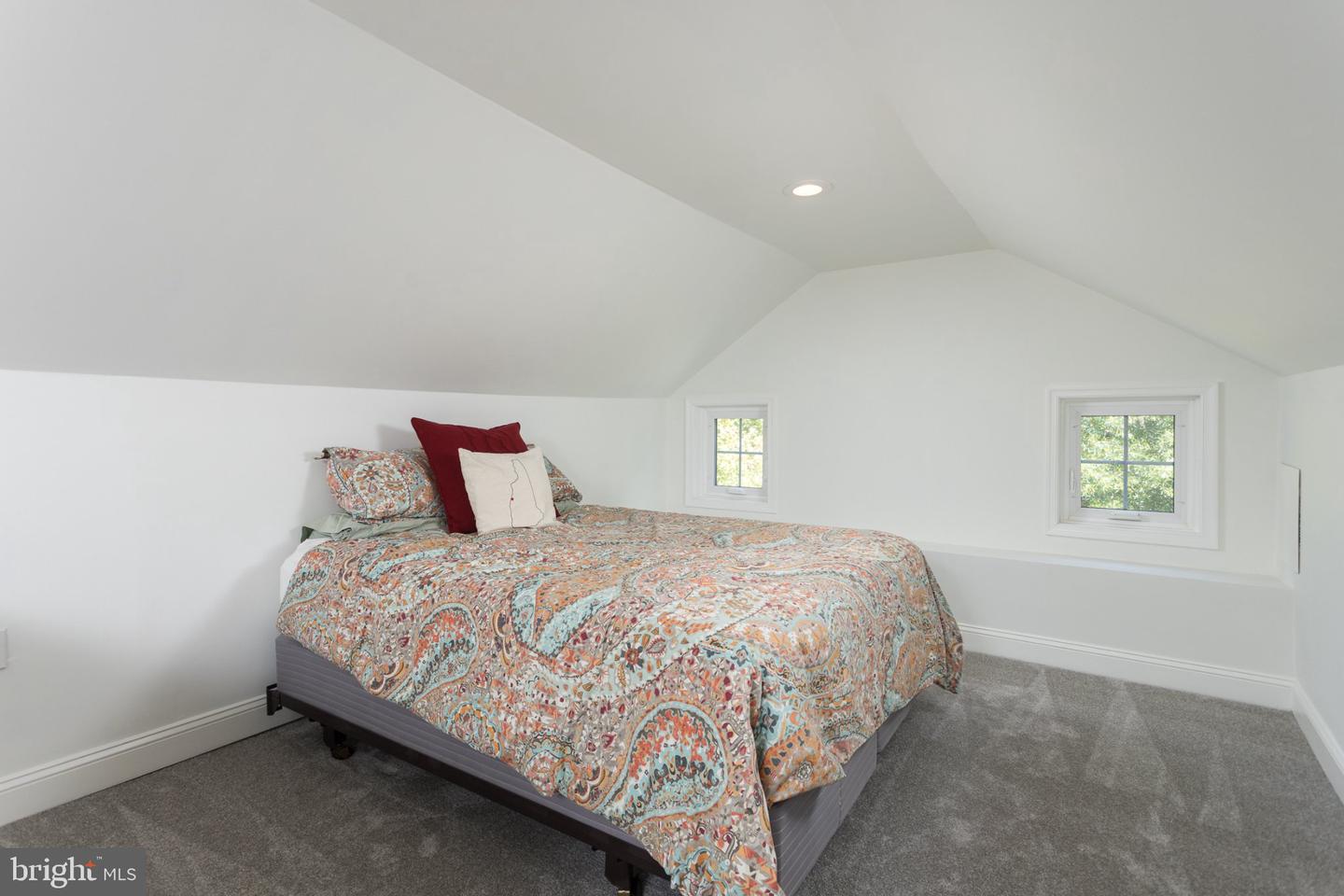 7117 Wardman Rd Property Photo 25