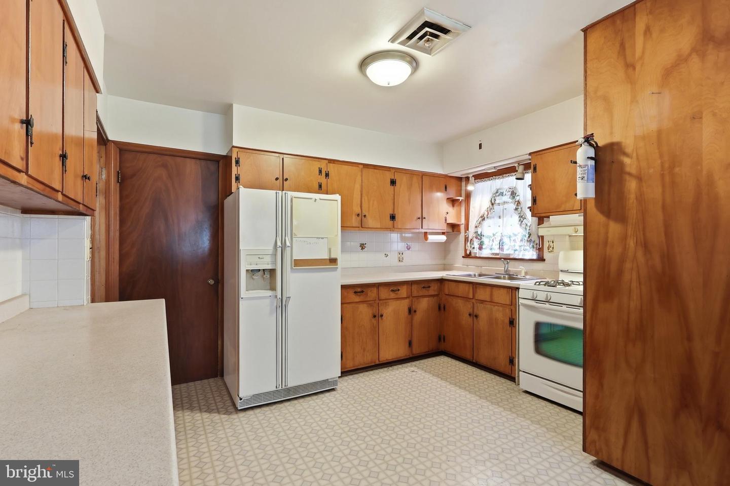 8407 Bradshaw Rd Property Photo 12