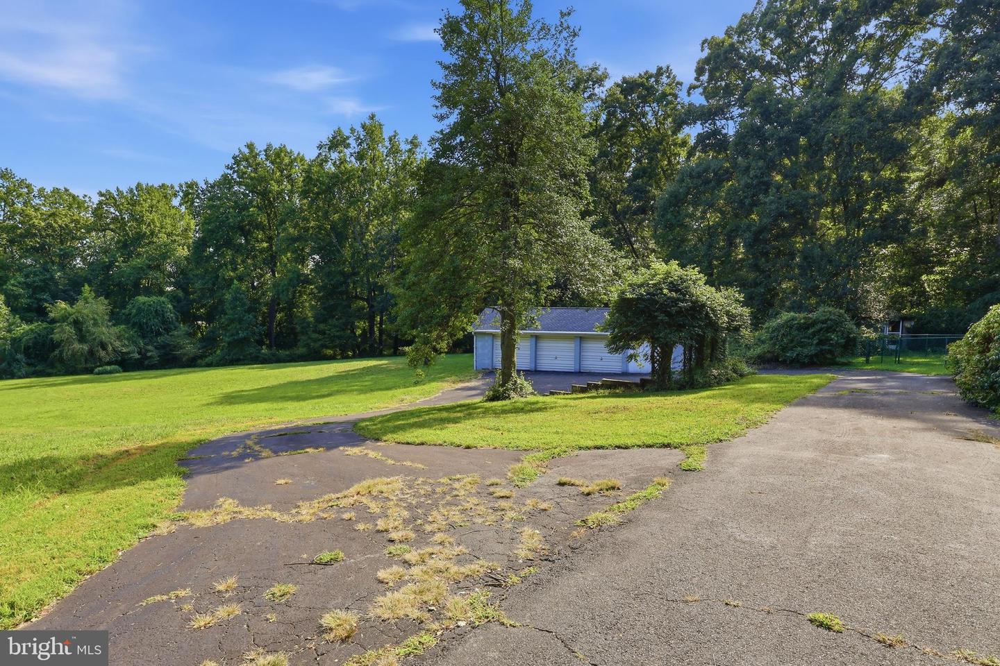 8407 Bradshaw Rd Property Photo 37