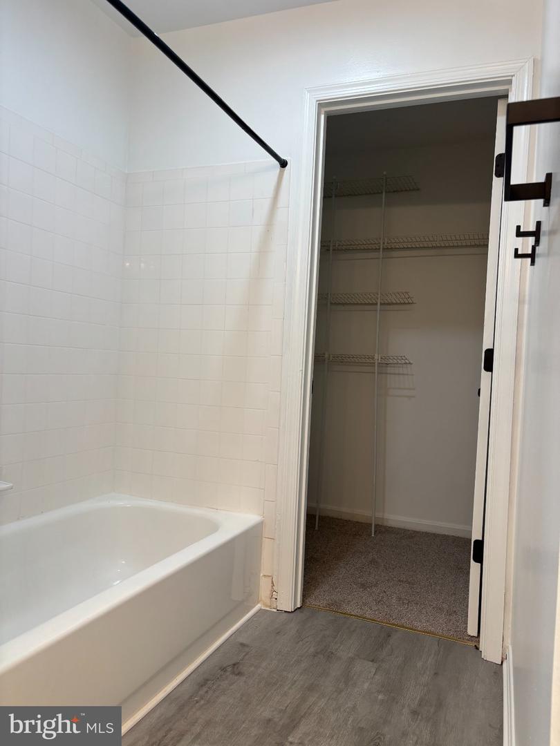 18 Hiddencreek Ct Property Photo 24