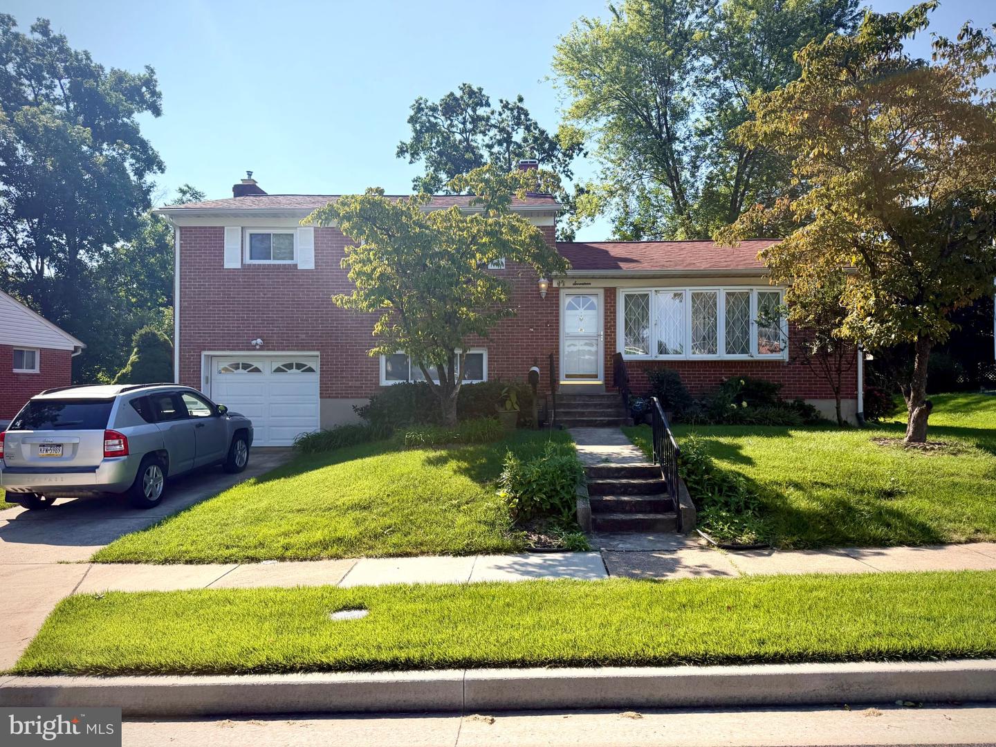 17 Wendslow Rd Property Photo 1