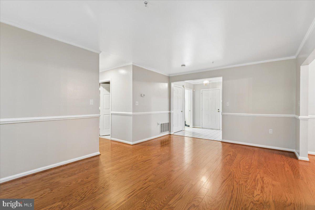 4550 Chaucer Way #104 Property Photo 8