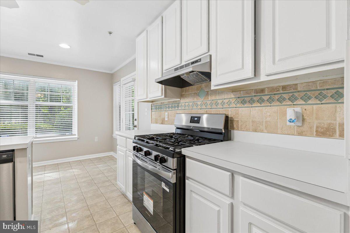 4550 Chaucer Way #104 Property Photo 19