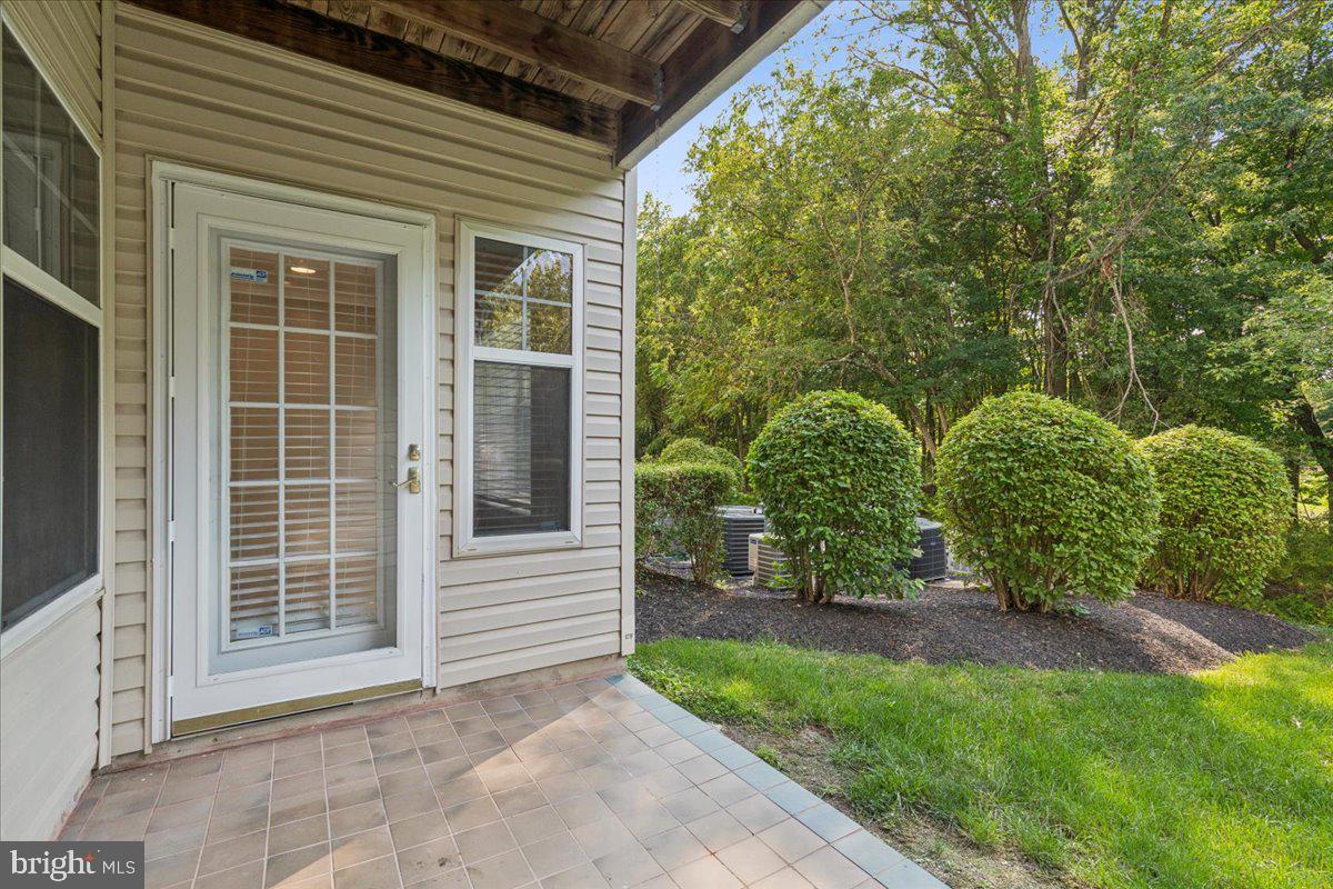 4550 Chaucer Way #104 Property Photo 45