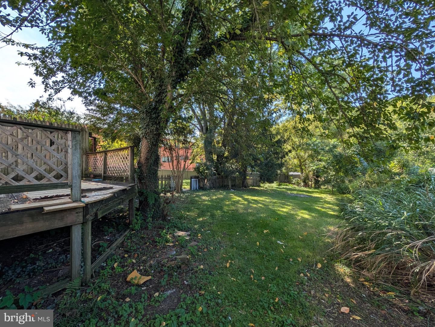 6090 Falls Rd Property Photo 8