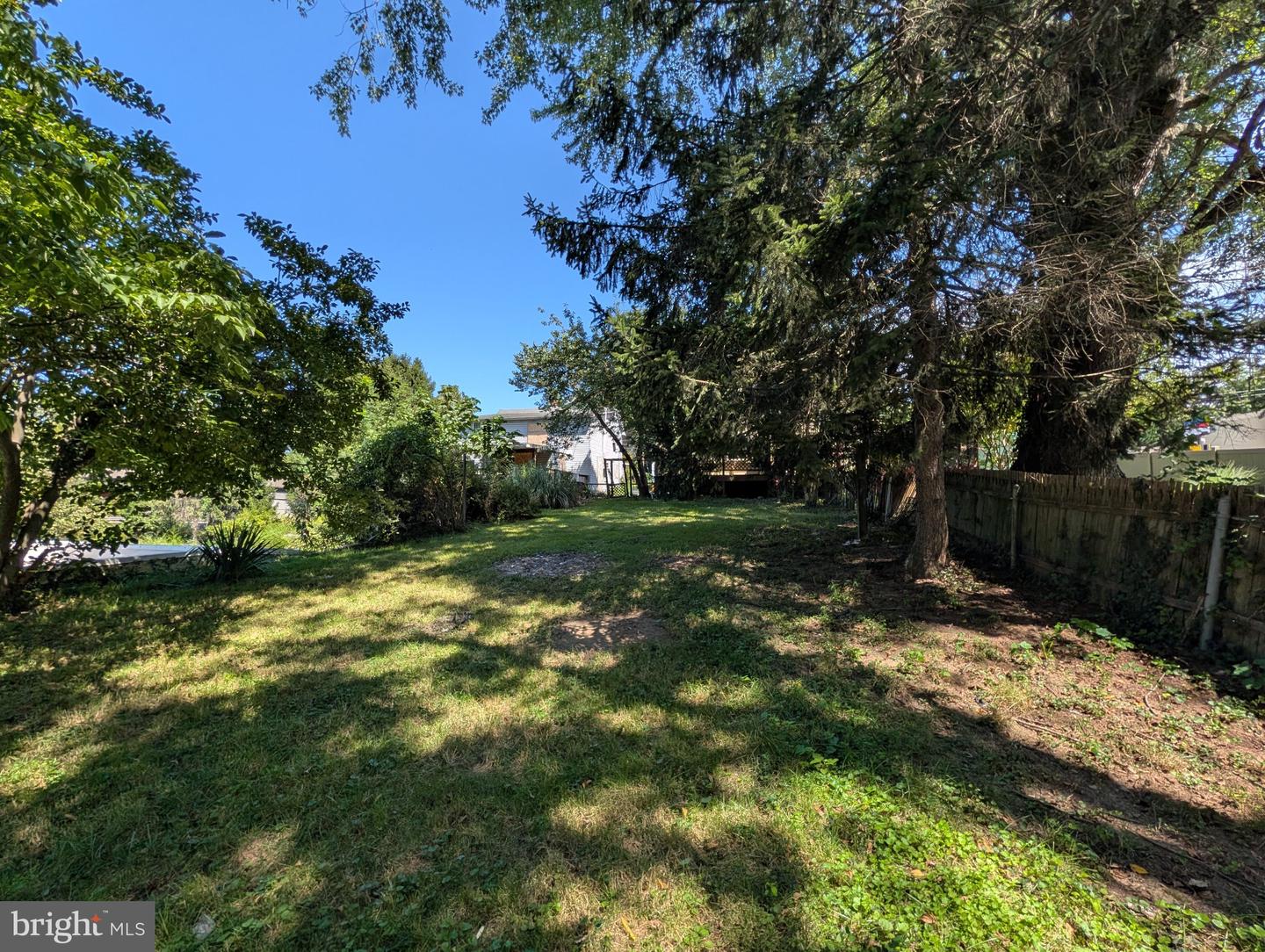 6090 Falls Rd Property Photo 10