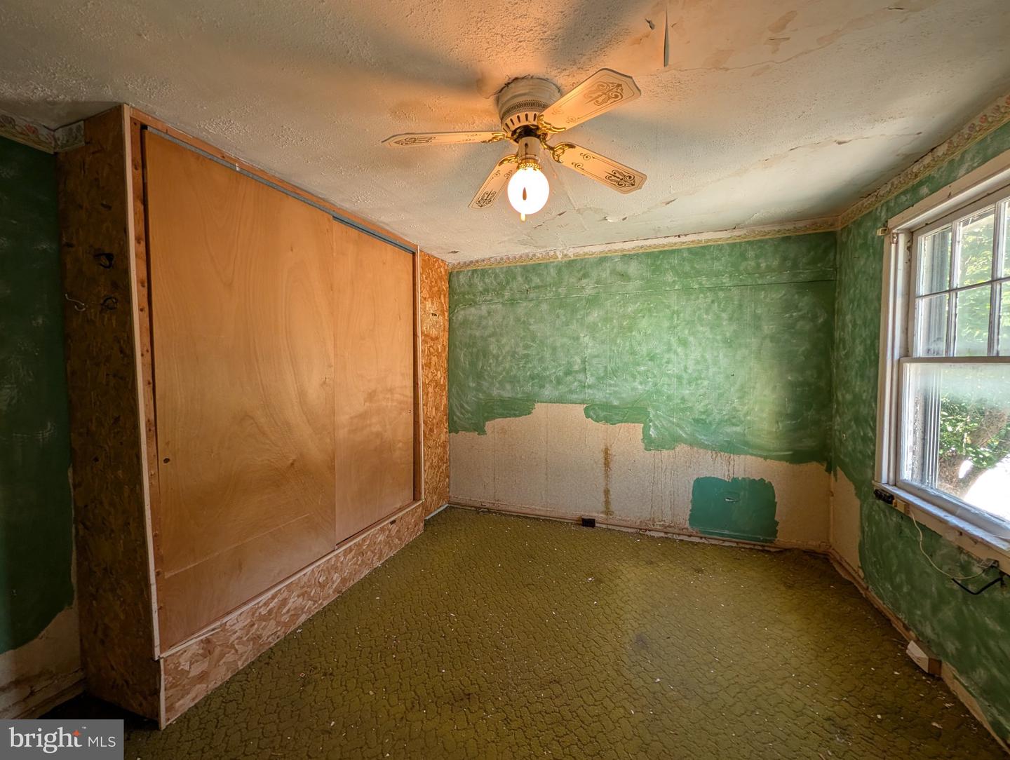 6090 Falls Rd Property Photo 18