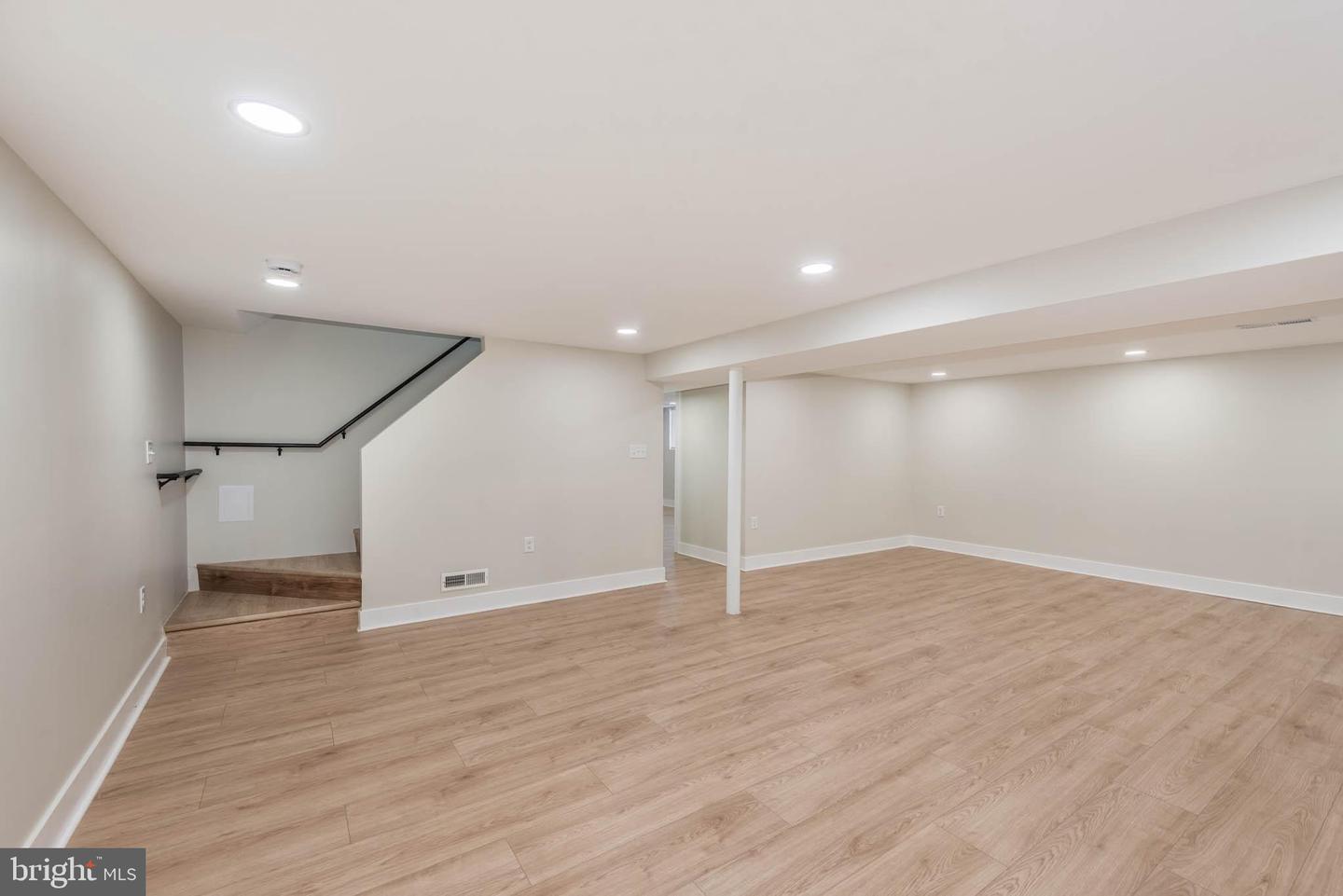 1406 Glenwilde Rd Property Photo 21