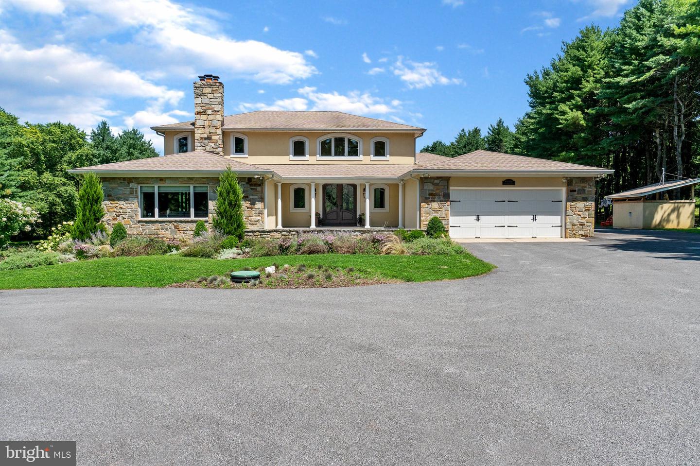 6029 Glen Arm Rd E Property Photo 1