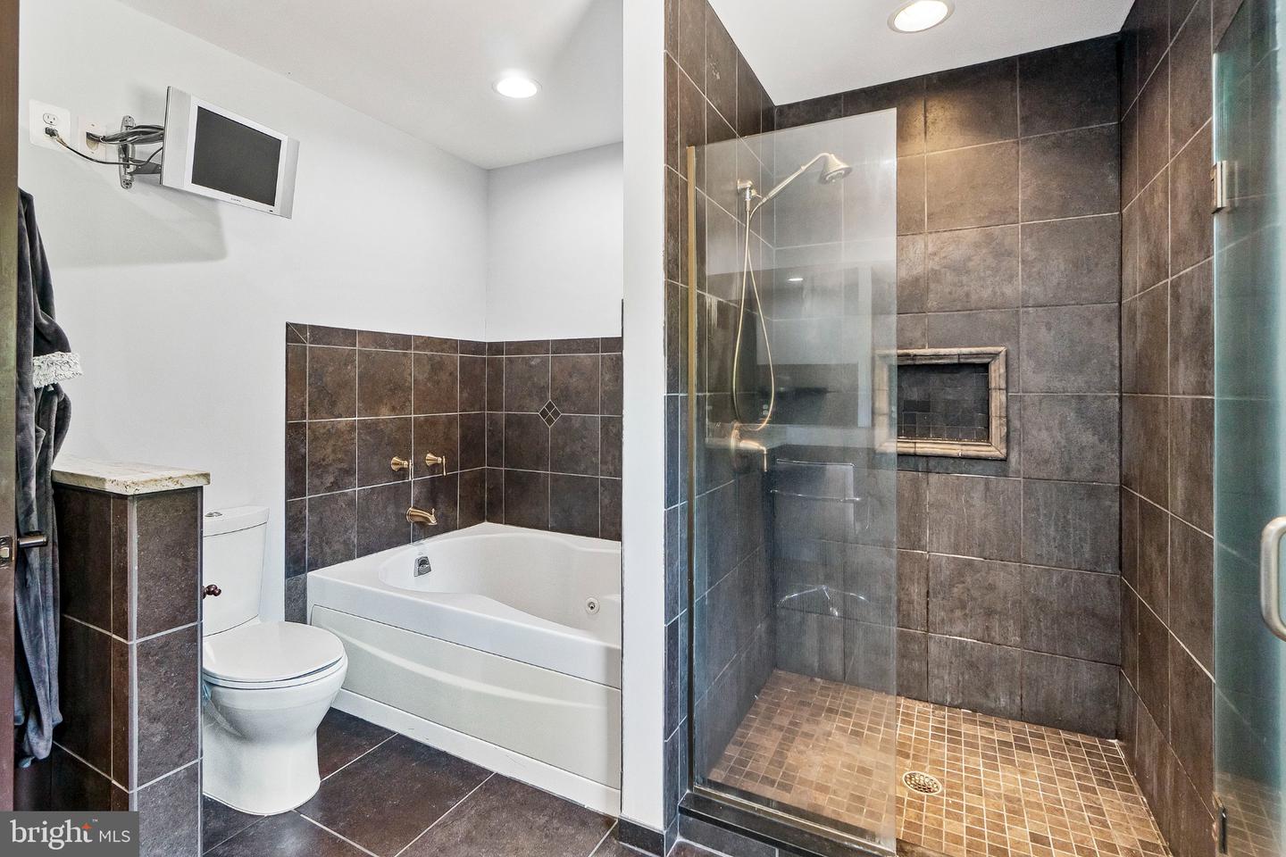 6029 Glen Arm Rd E Property Photo 37