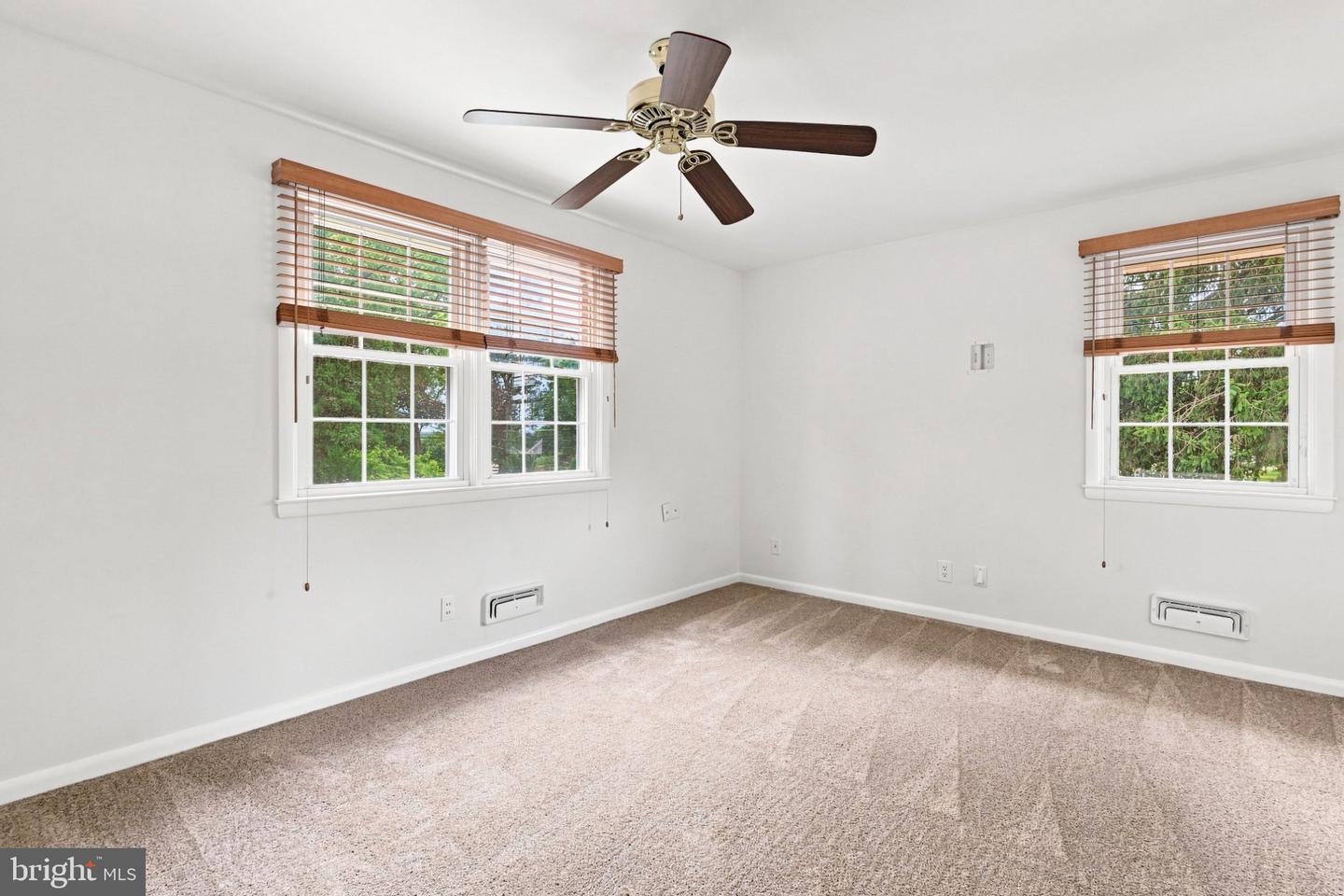 235 Chantrey Rd Property Photo 12