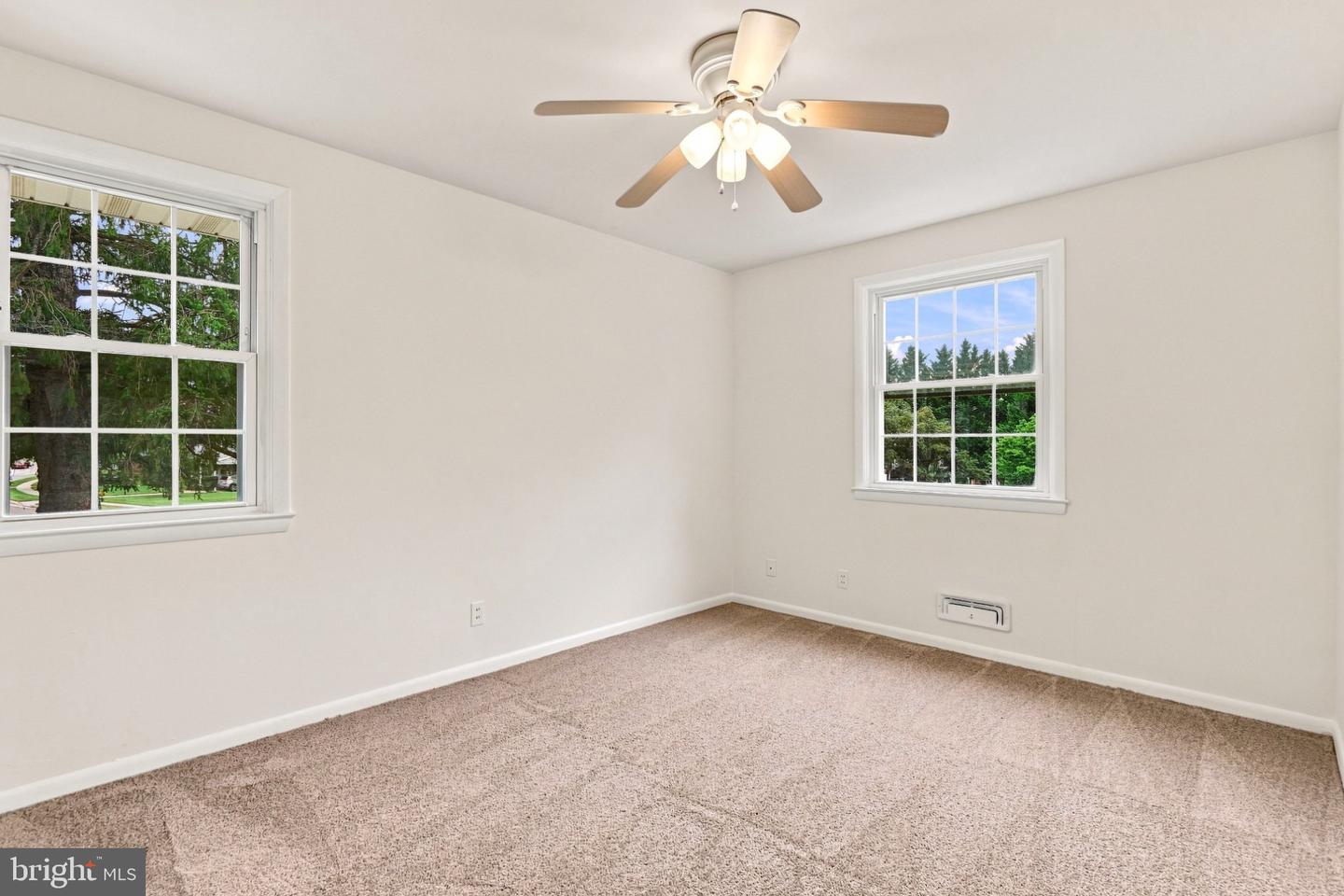 235 Chantrey Rd Property Photo 18