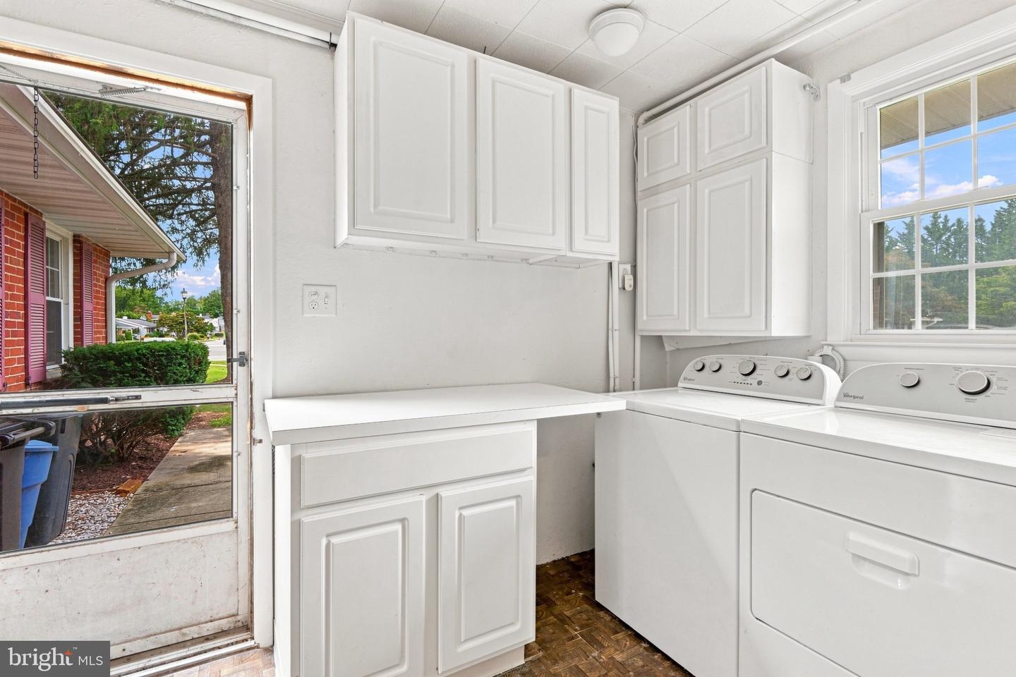235 Chantrey Rd Property Photo 24
