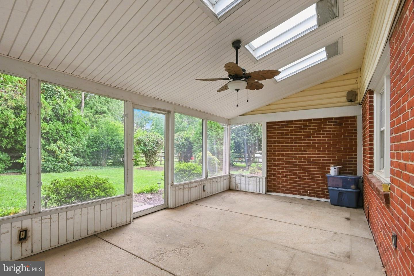 235 Chantrey Rd Property Photo 28