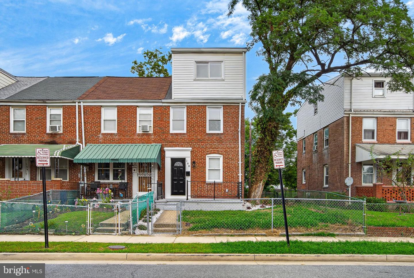 168 Chestnut St Property Photo 1