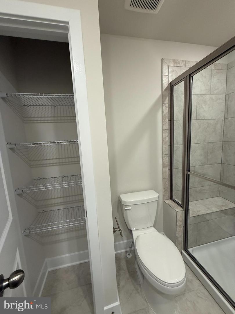 7815 Barrensdale Rd Property Photo 14