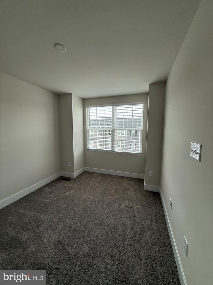 7815 Barrensdale Rd Property Photo 18