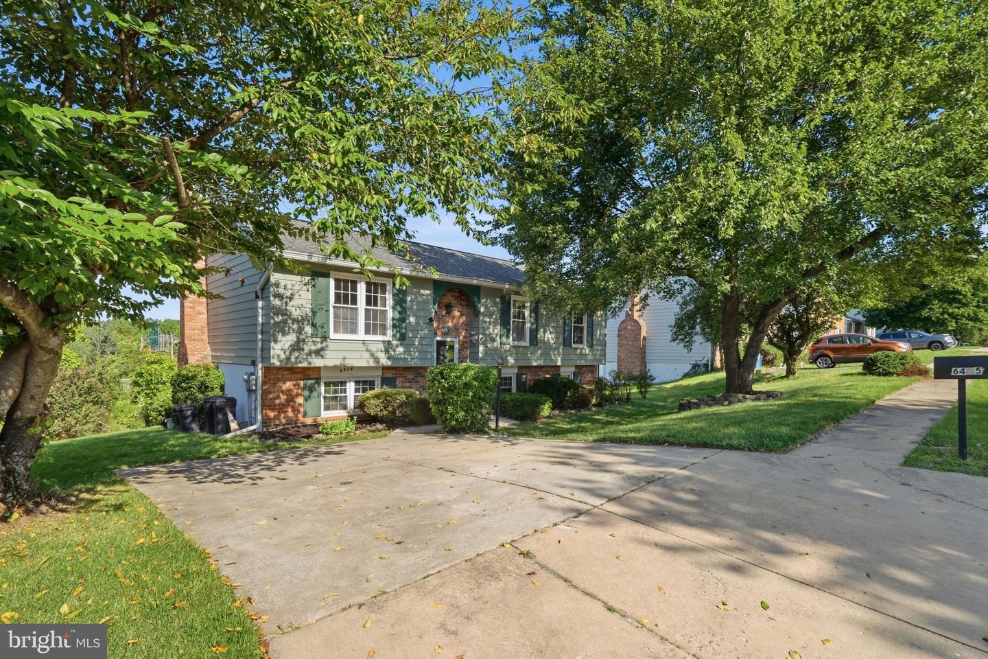 6415 Craigmont Rd Property Photo 2