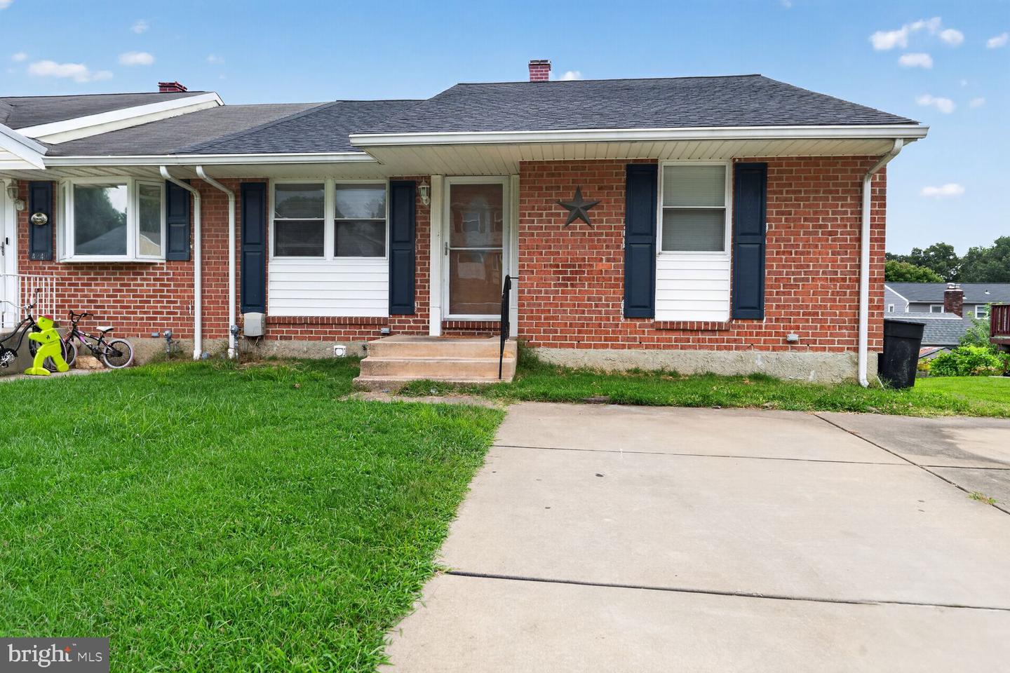 MDBC2174526 Property Photo 1