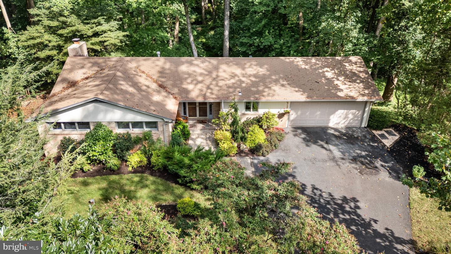 10 Winterberry Ct Property Photo 1