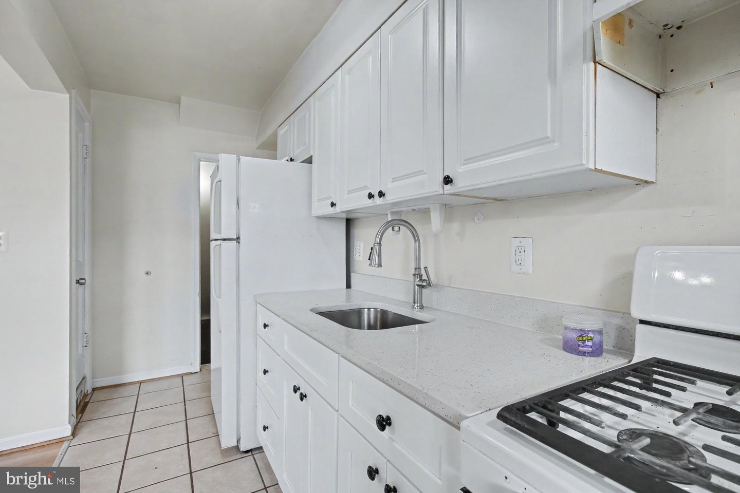 3443 Dunhaven Rd Property Photo 15