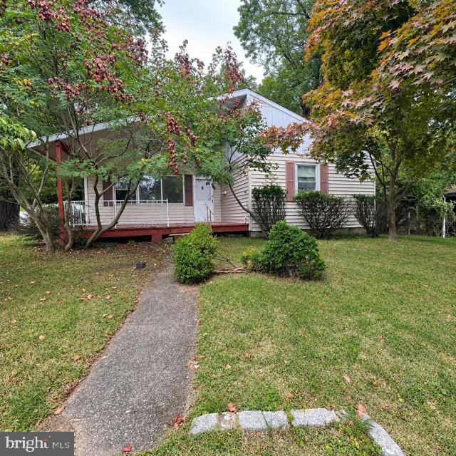 52 GREENMEADOW DR Property Photo 1