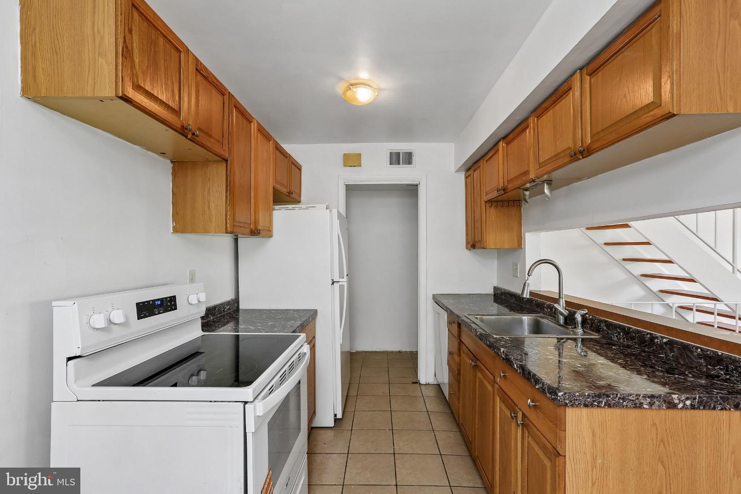 4 Deepspring #d Property Photo 5